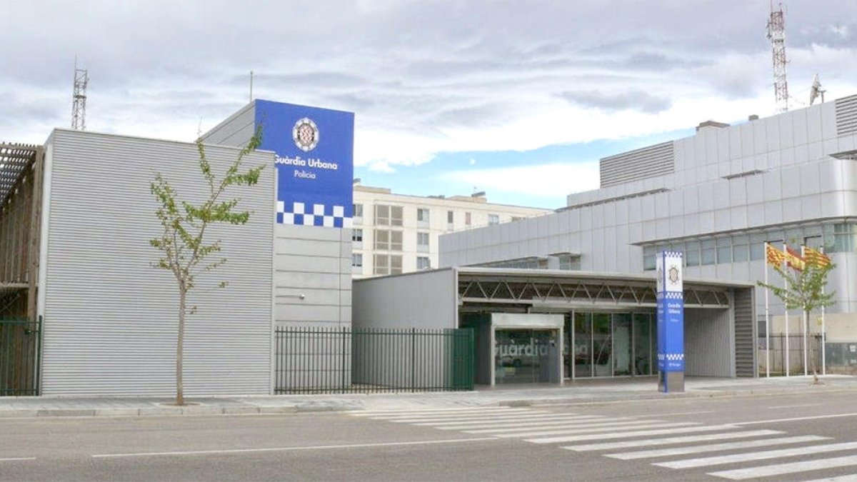 Detingut un jove de 17 anys després de colpejar la seva xicota, que volia trencar amb ell