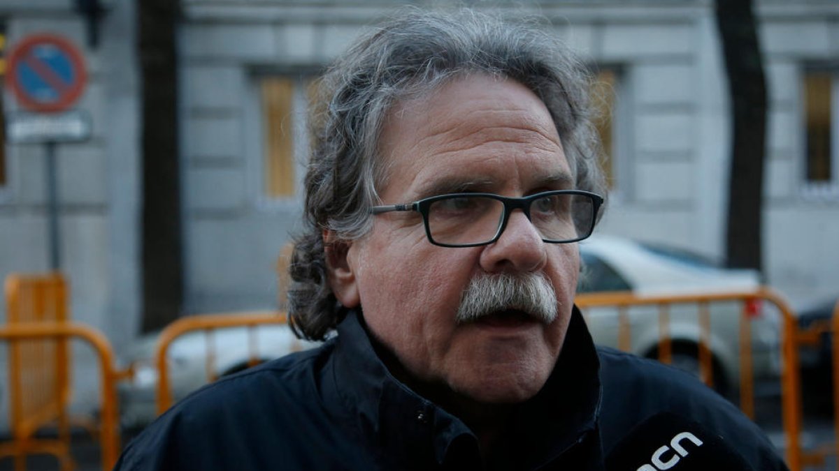 ERC demana un acostament dels presos i Rajoy emplaça els republicans a «recuperar la normalitat institucional»