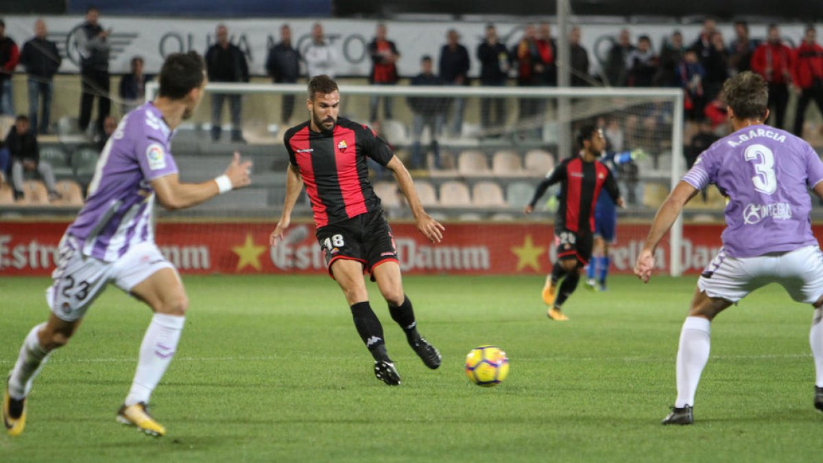 La direcció esportiva treballa per renovar una desena de jugadors