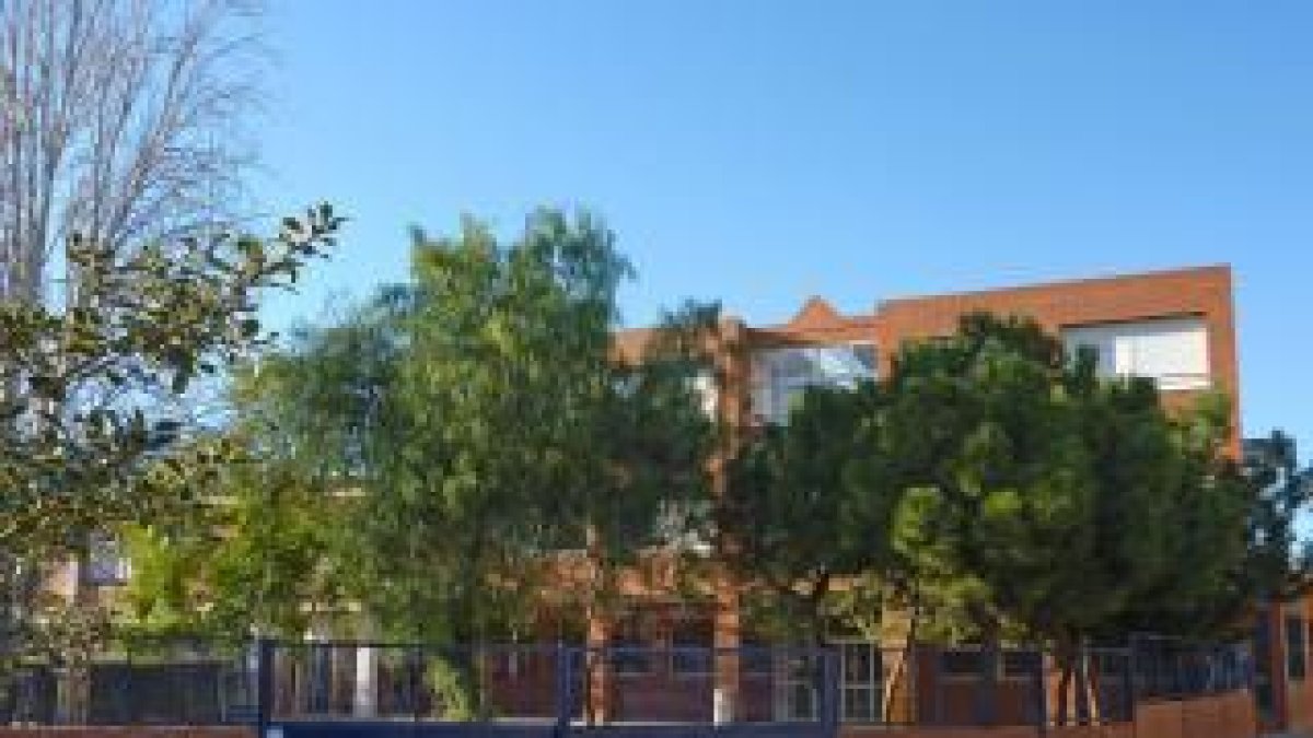 El ple de Reus concedeix la Medalla de la Ciutat a Foment Industrial i Mercantil