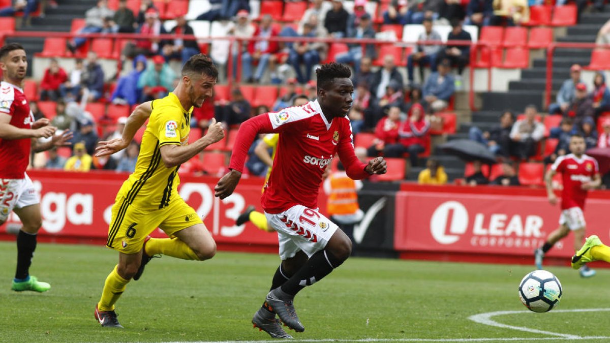 El Lugo s'interessa en Dongou