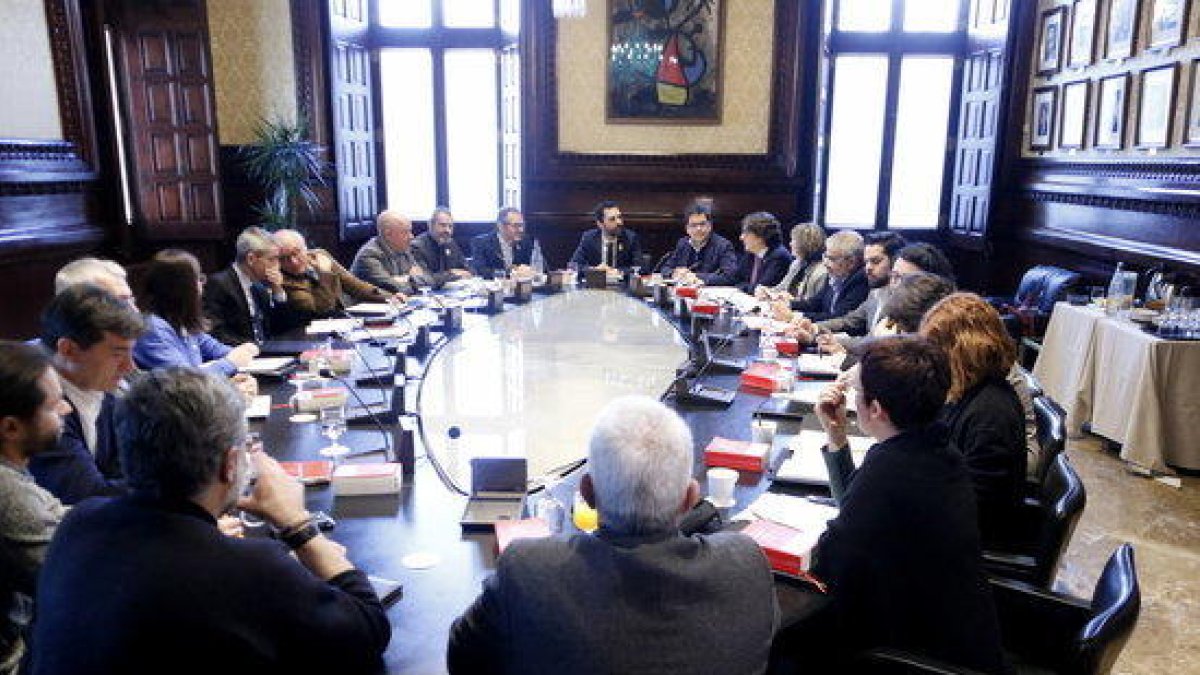 El Parlament farà un ple la setmana que ve per debatre sobre el bloqueig de la investidura