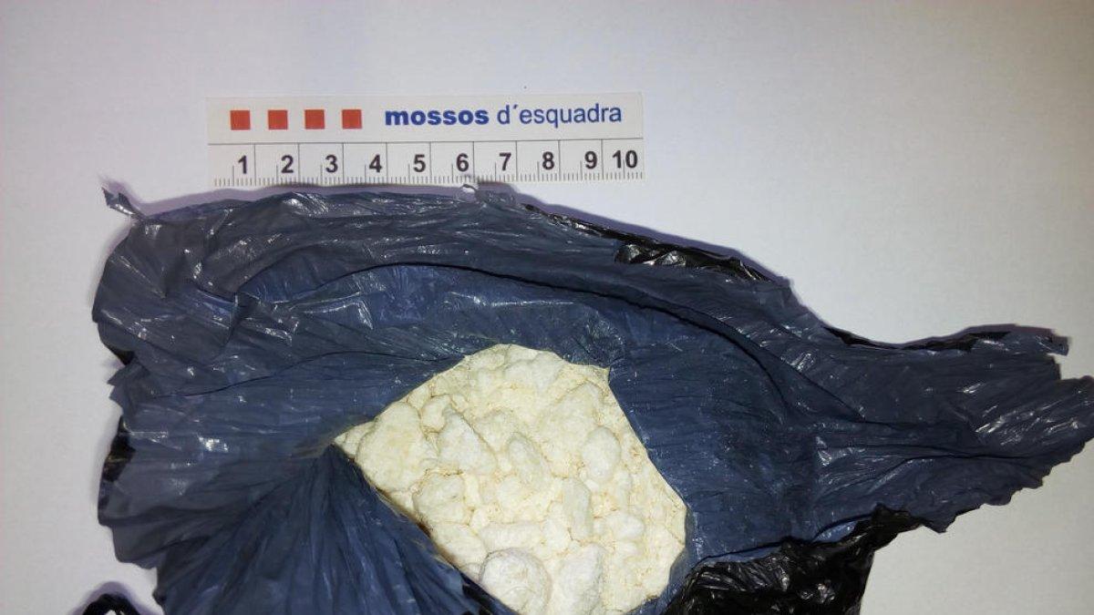 Pillan en Vila-seca un conductor que llevaba cocaína bajo el asiento