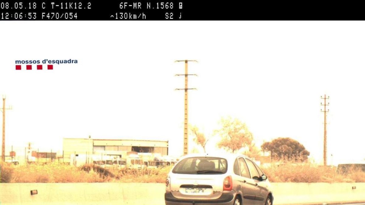 Persecució policial a la T-11 per detenir un reusenc que circulava sense carnet