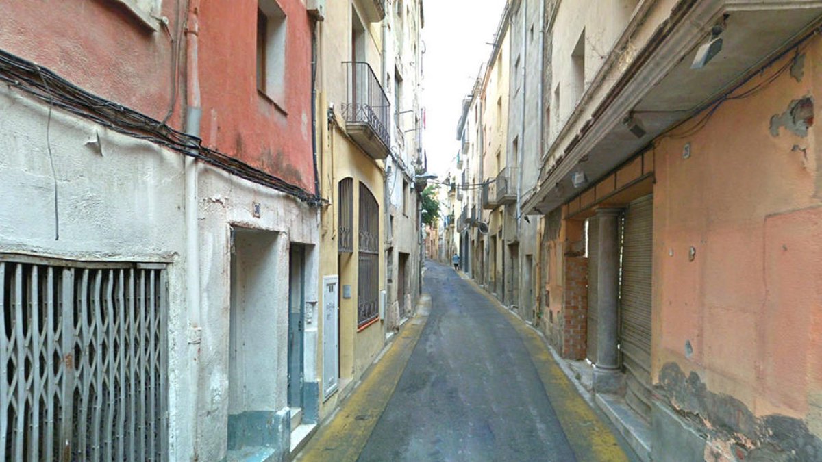 Los Mossos d'Esquadra detienen a un hombre que vendía droga en el barrio antiguo de Valls