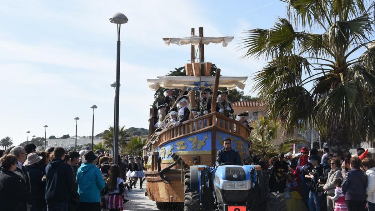 Torna el concurs de carrosses del Carnaval de Torredembarra