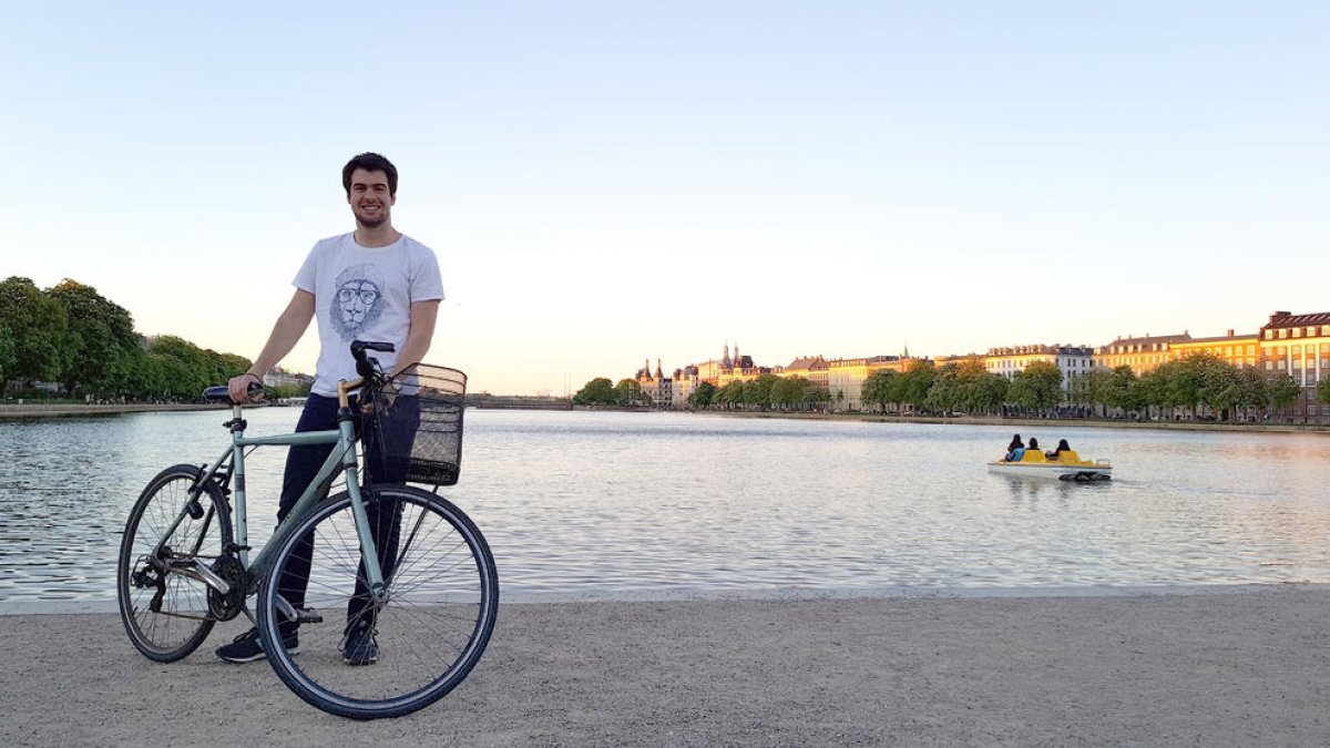 «Gairebé tothom respecta les normes i això fa que el país funcioni»