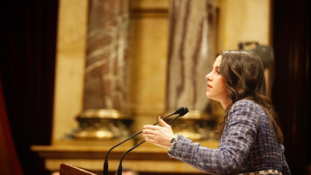 Arrimadas «Los que han roto los puentes con España no los pueden reconstruir»