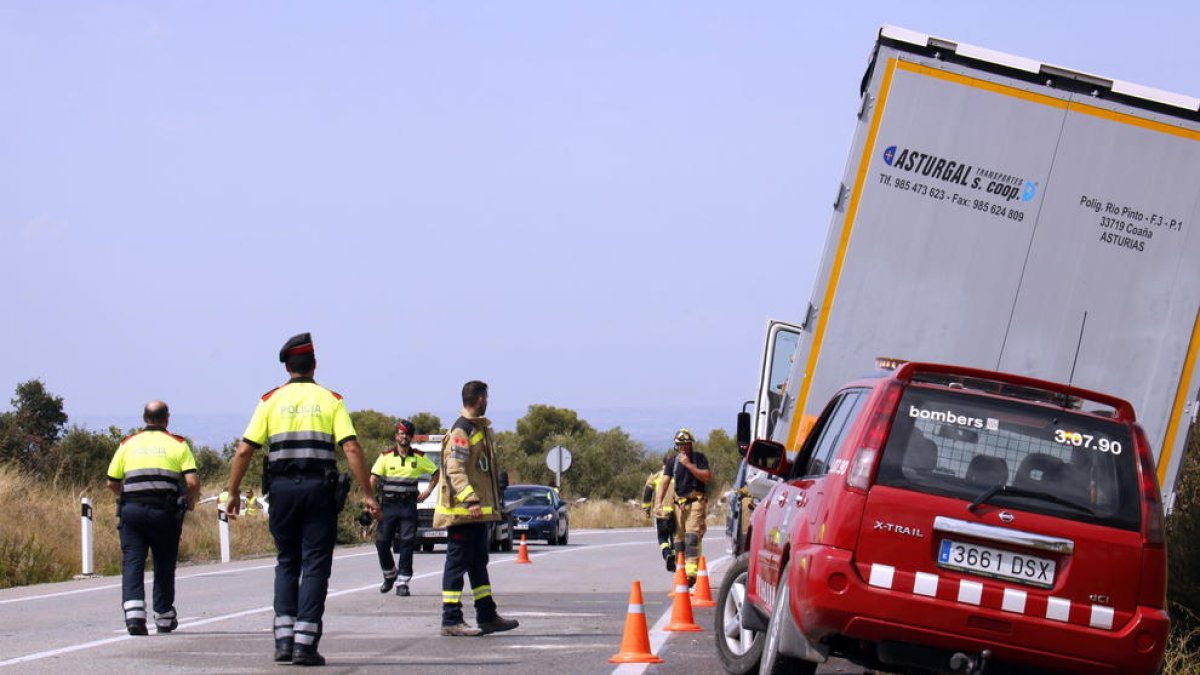 Calvet confía acordar con el PSOE la retirada de vehículos pesados de la N-240
