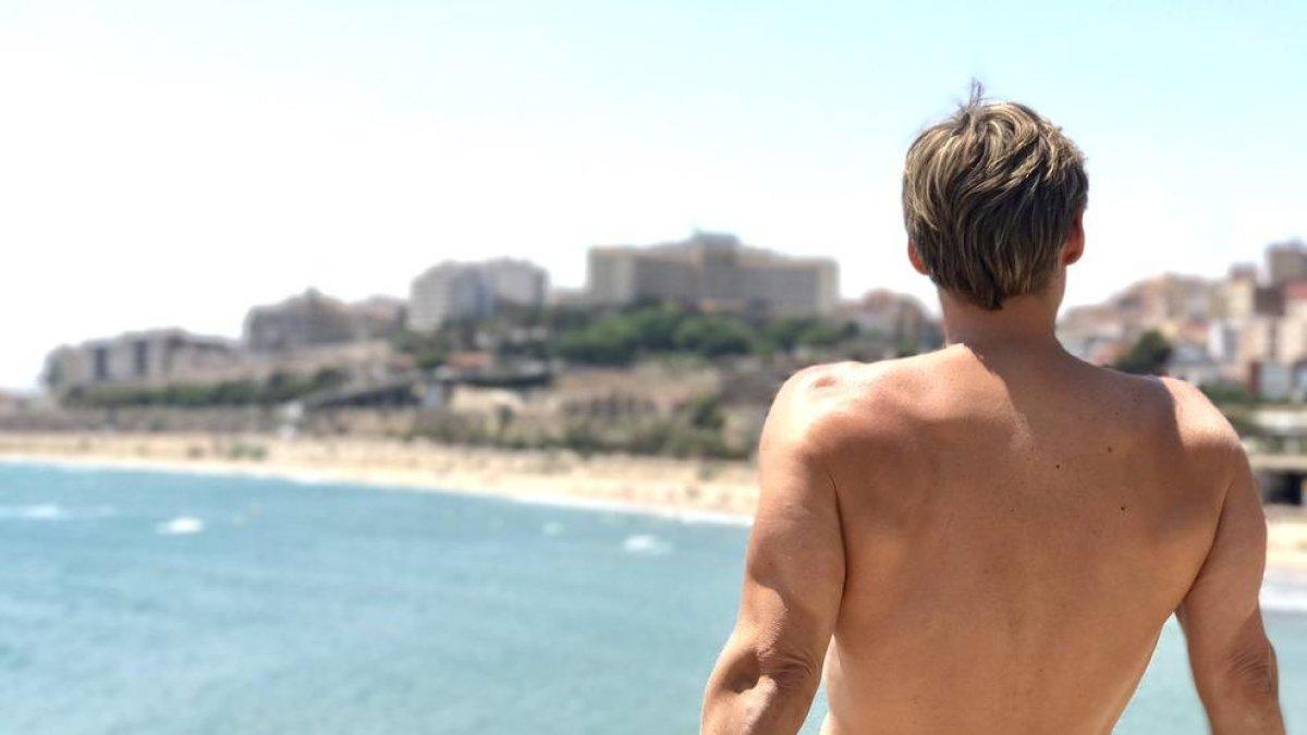 Carlos Baute es fotografia a la Punta del Miracle