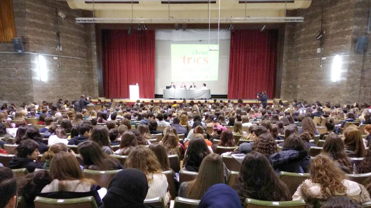 El 12º Forum TRICS se ha inaugurado con la participación de 1.200 alumnos tarraconenses