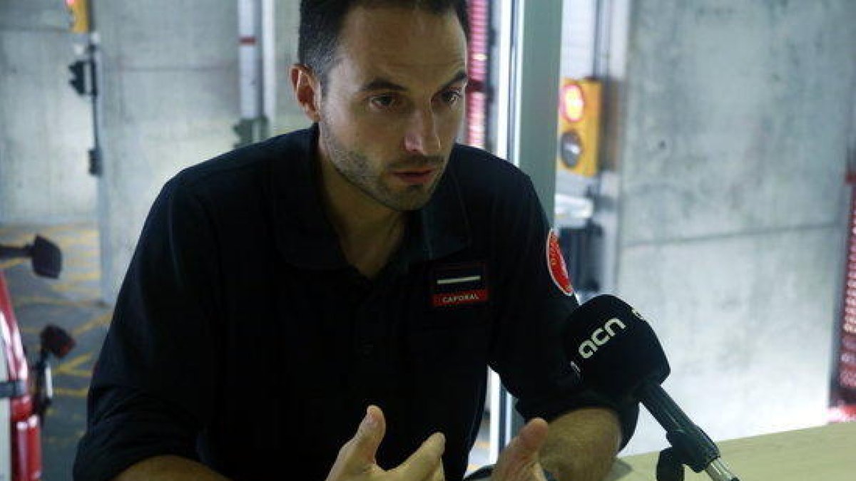 Un bomber de Barcelona: «La Rambla a les fosques, sense vianants, en silenci, és una imatge que no oblidaré mai»