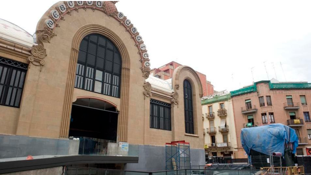 Obert el procés perquè l'Ajuntament sancioni les parades del Mercat Central que incompleixen els horaris