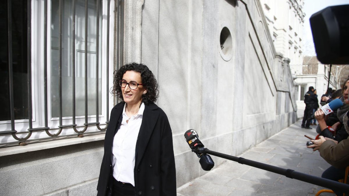 Marta Rovira diposita la fiança de 60.000 euros imposada pel jutge Llarena