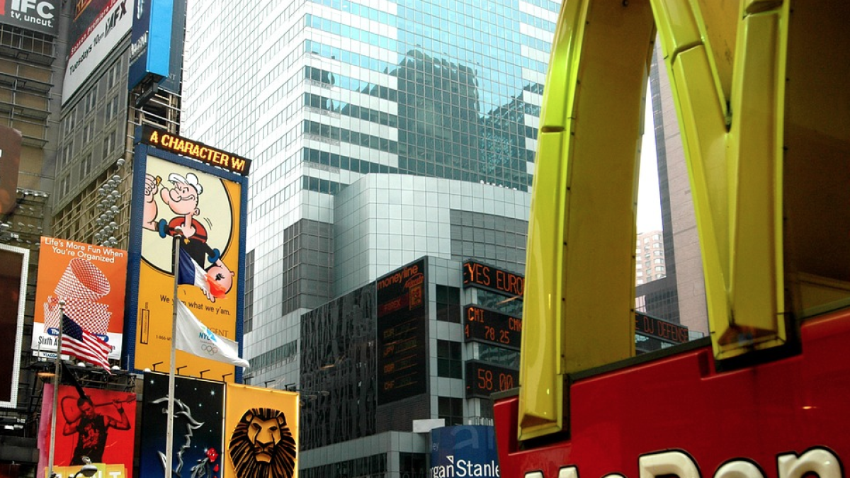 Investigan a un empleado del Mc Donald's para contagiar a los clientes con hepatitis A