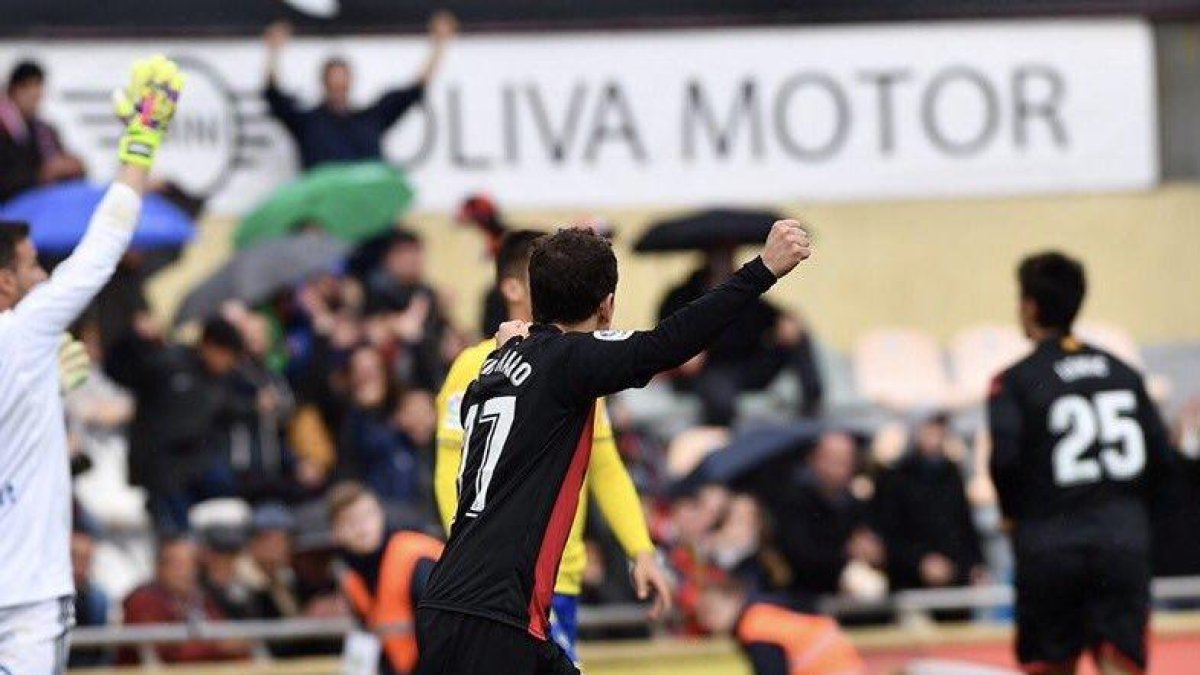 Passa de gegant (1-0)