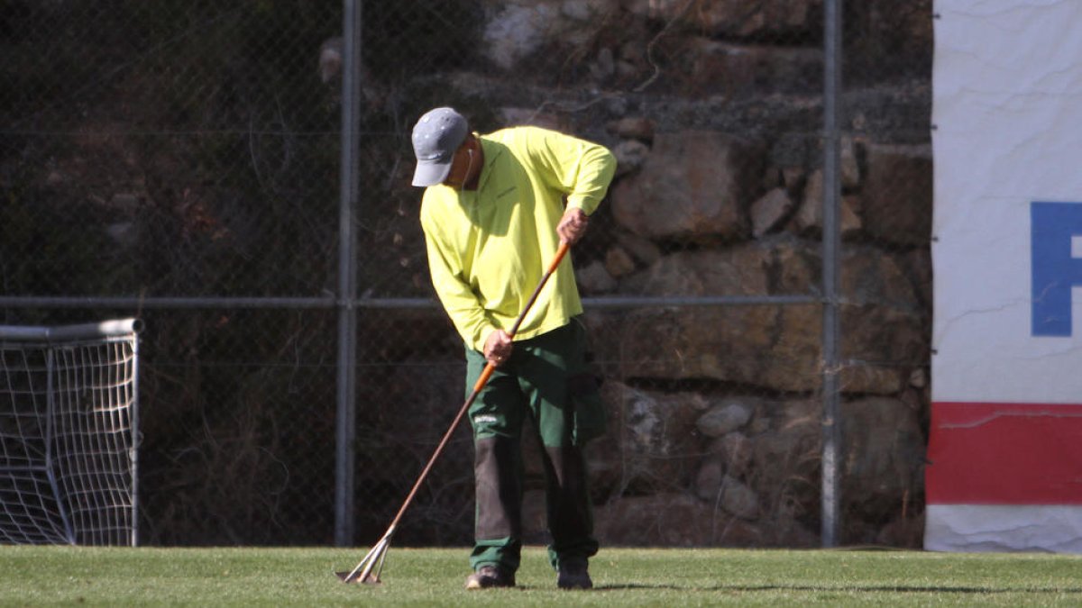 Cobrint els clots del Nou Estadi