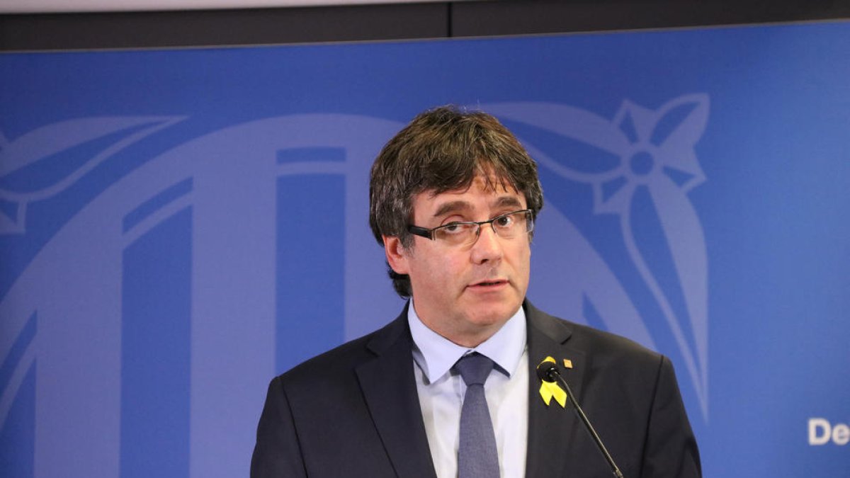Puigdemont alerta al gobierno español que el 'a por ellos' se les está «escapando de las manos»