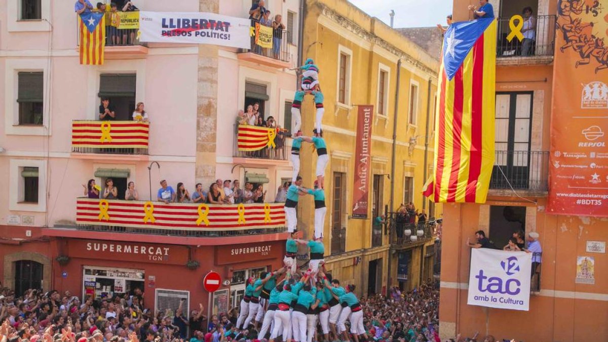 Les colles “petites” brillen més que mai en un Sant Magí de contrastos