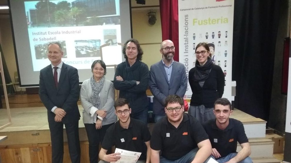 Josep Domènech, de l'INS Pere Martell, guanya el Concurs de Fusta i Moble de Catalunya