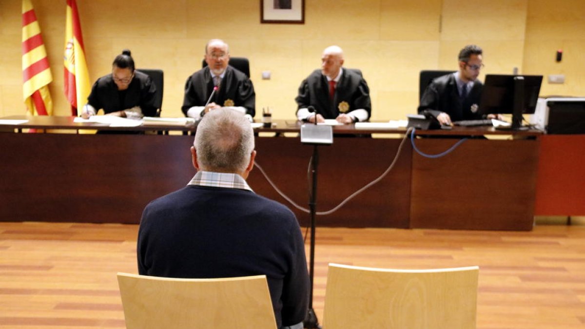 S'enfronta a 11 anys de presó per agredir sexualment la cuidadora de la seva sogra