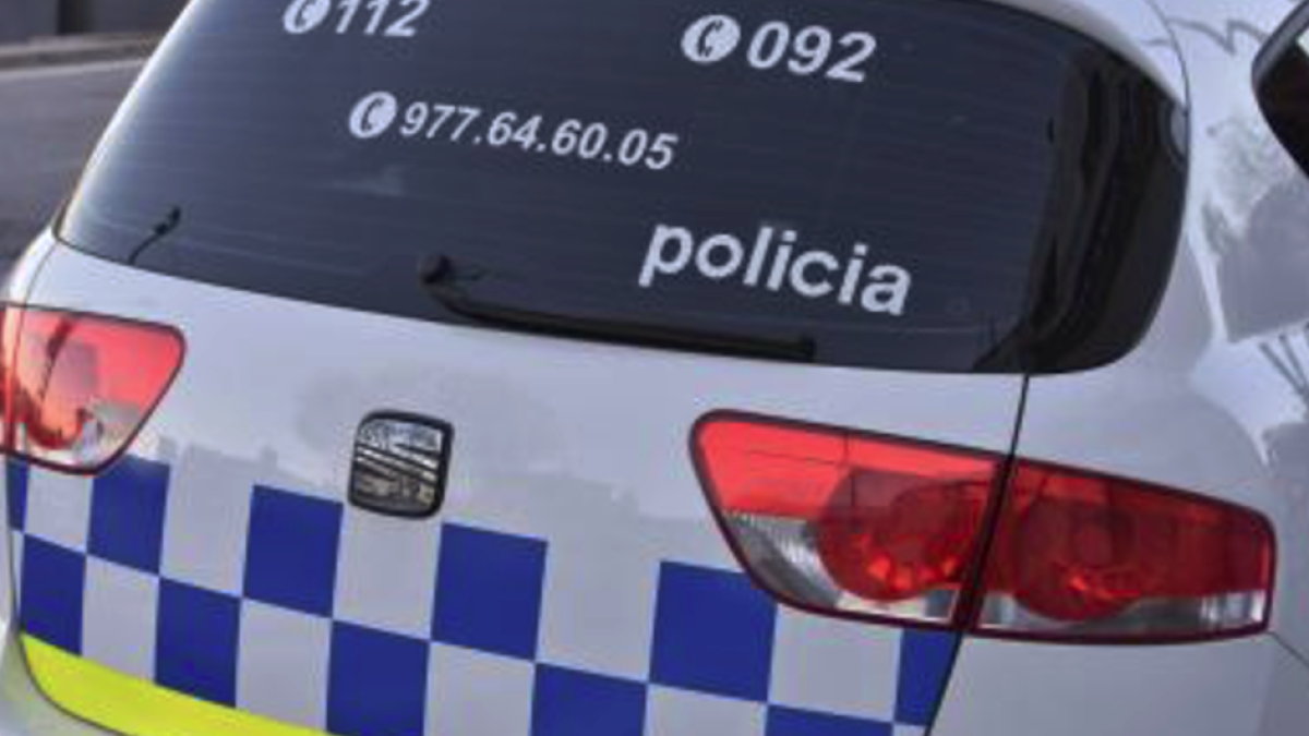 Detenen un home per amenaçar un familiar seu amb una arma blanca