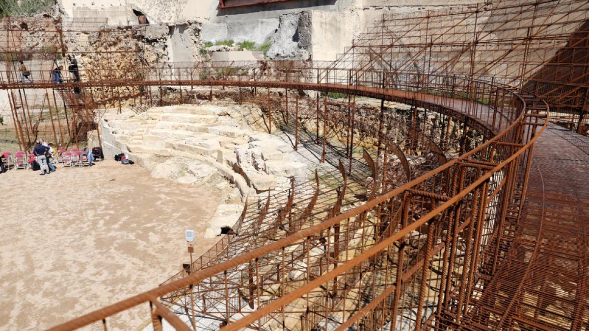 El teatro romano de Tarragona toma forma