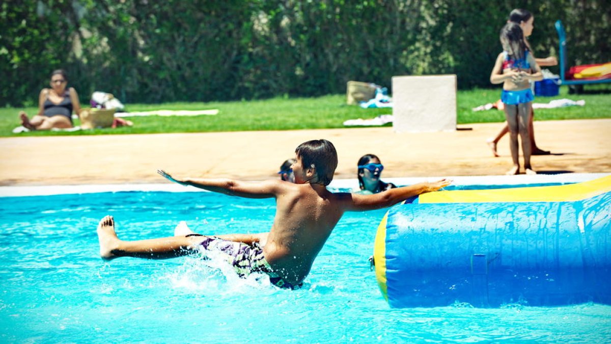 La piscina de Altafulla dará el pistoletazo de salida a la temporada de verano este domingo
