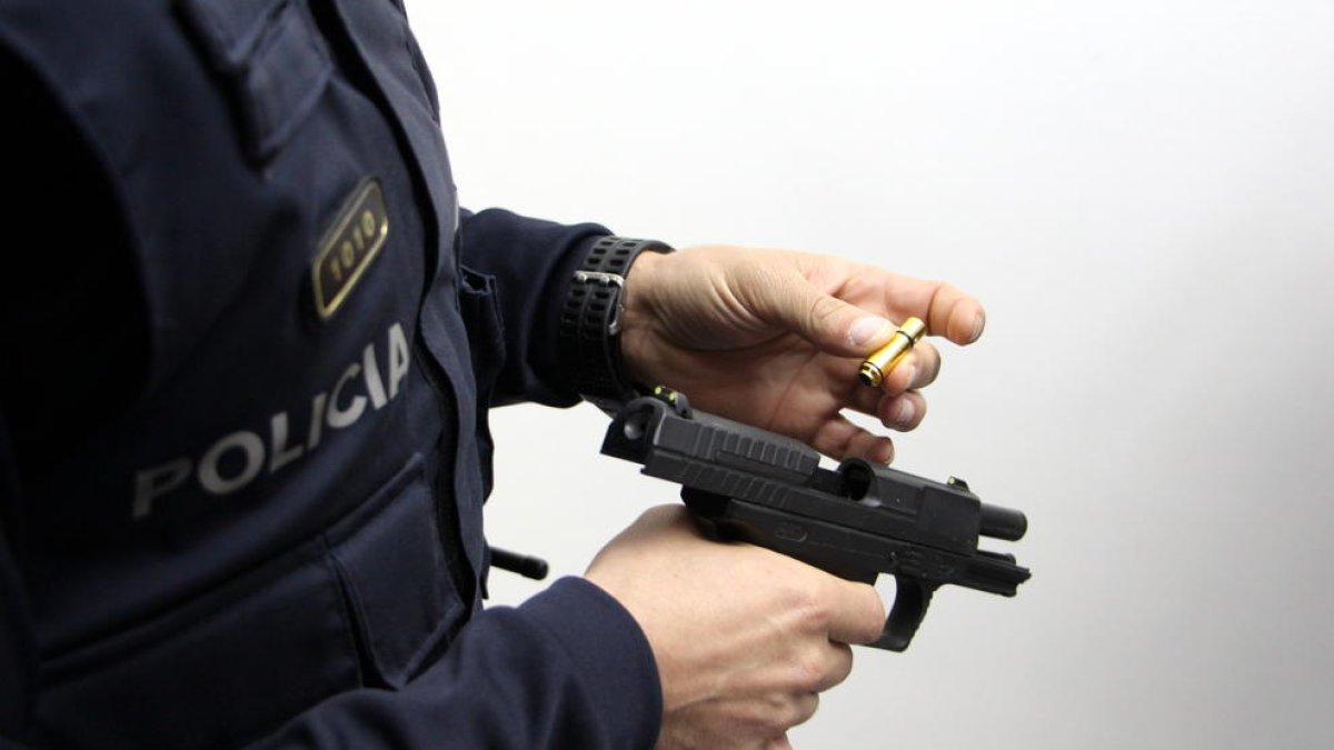 La Policia Local d'Altafulla té el primer simulador de tir a la demarcació de Tarragona