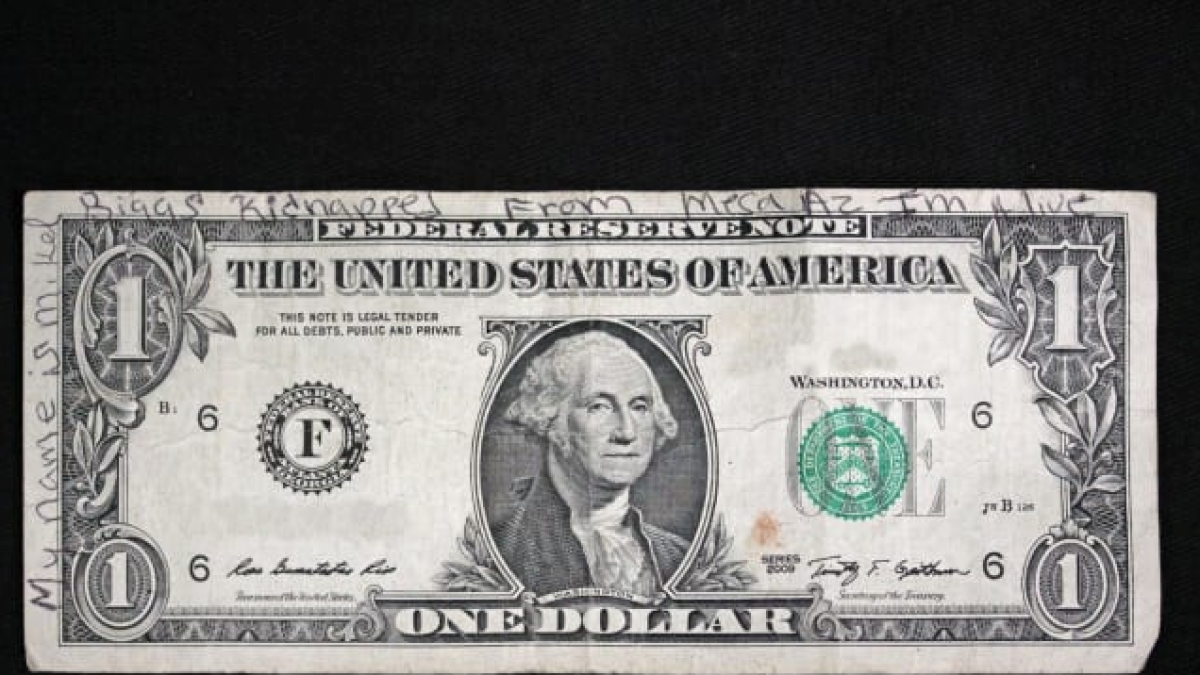 Troben en un bitllet un missatge ocult sobre una nena desapareguda fa 19 anys