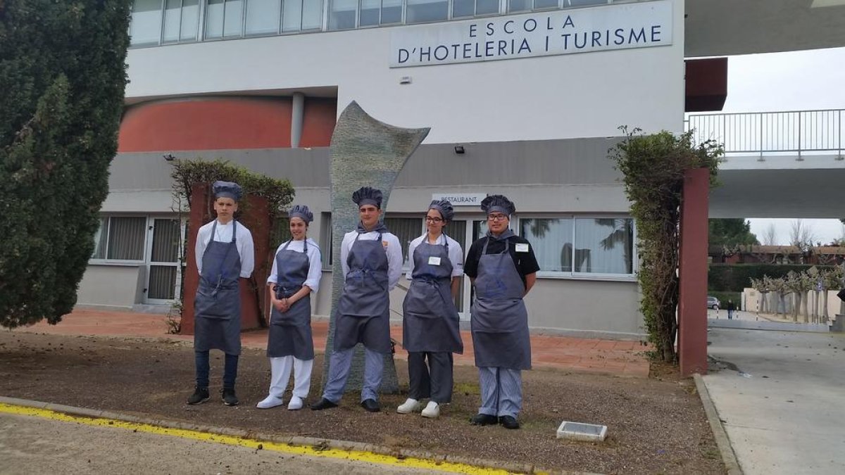 L'alumnat del Pla de Transició al Treball de Cambrils organitzen un concurs gastronòmic