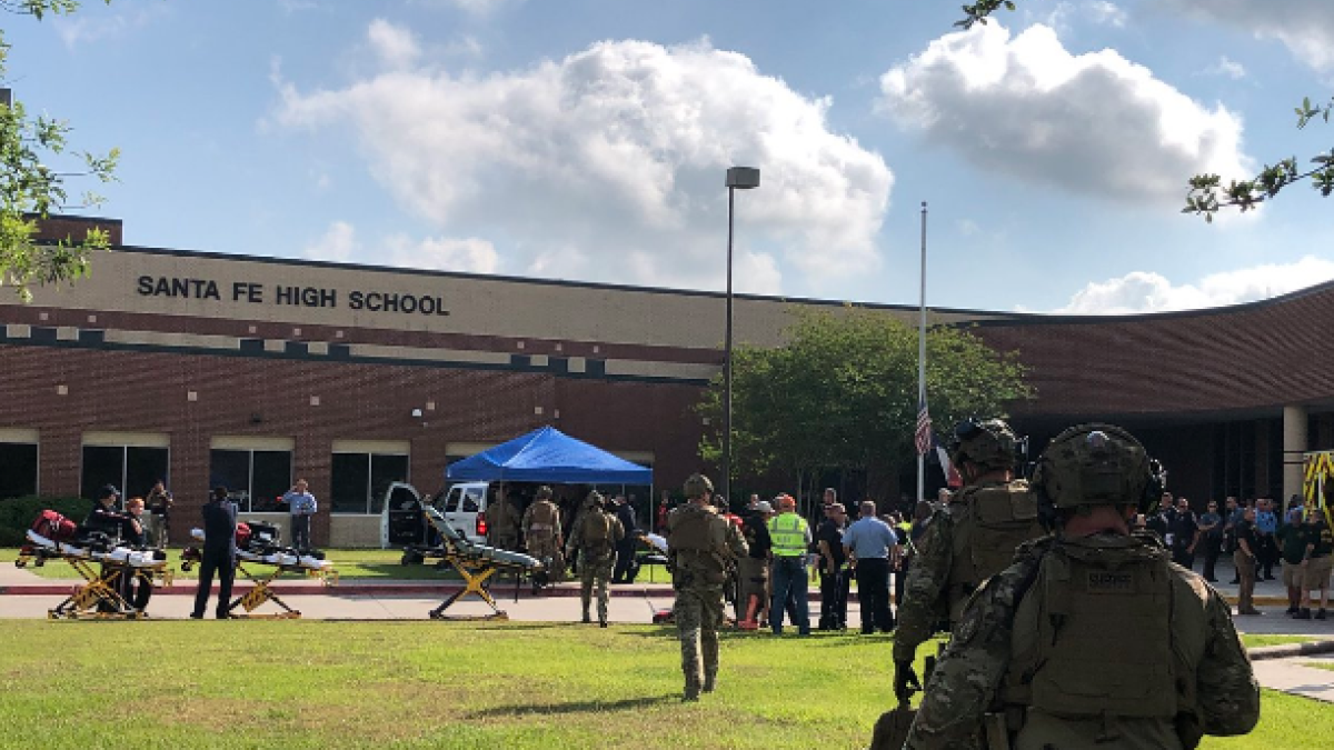 Varios heridos en un tiroteo en una escuela de Tejas