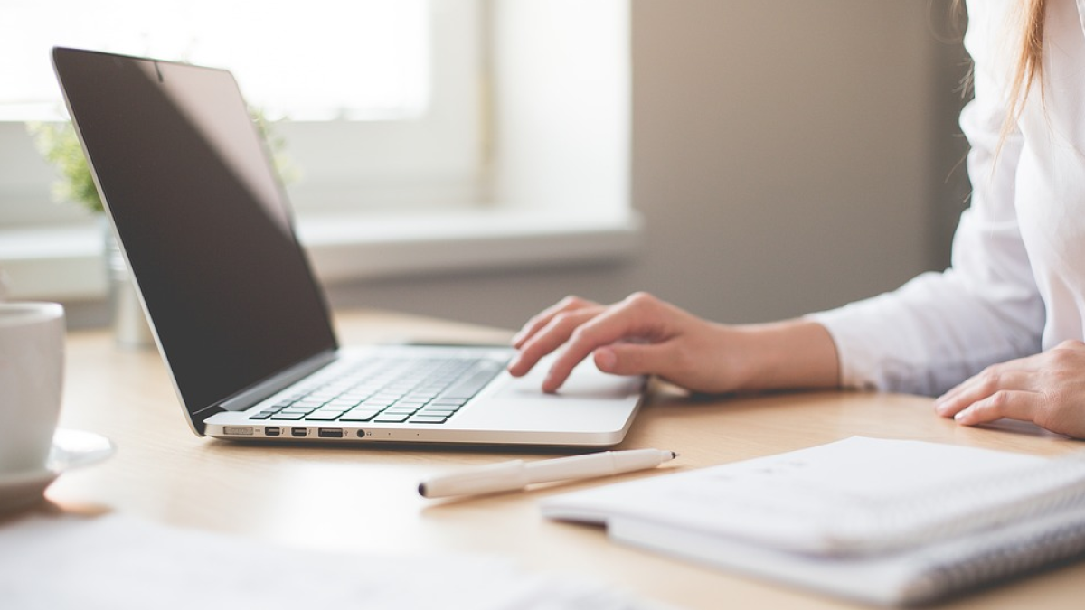 Condemnat a 3 anys de presó per estafar 53.000 euros a la seva xicota virtual