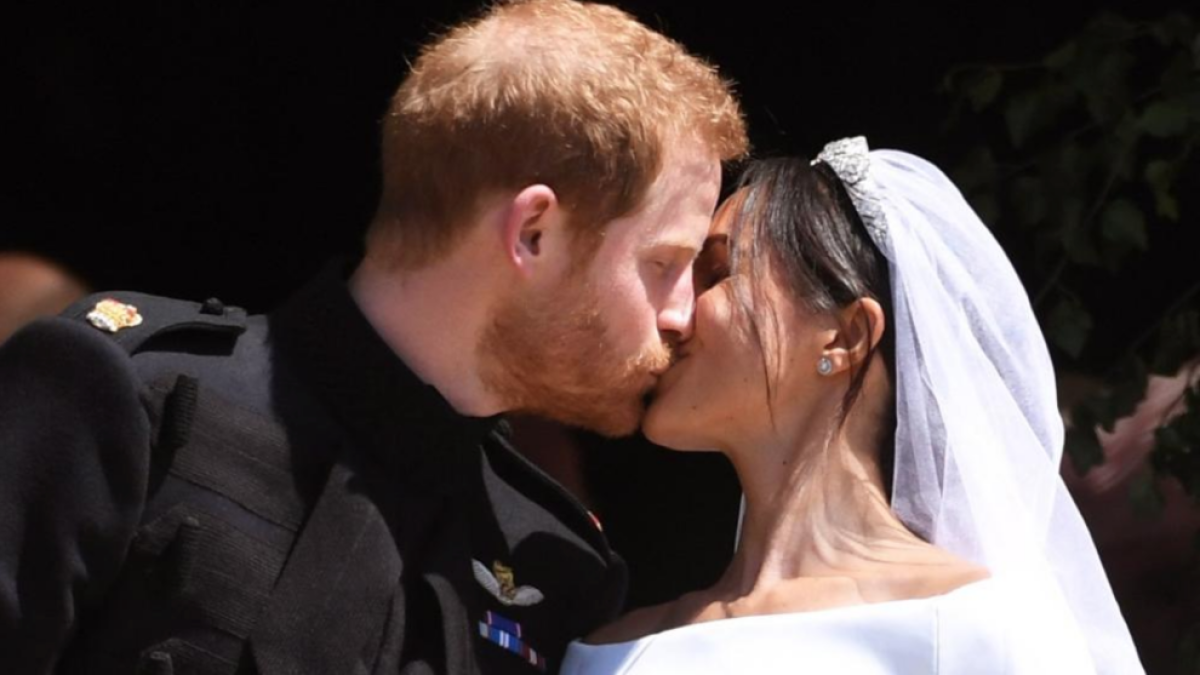 El príncep Harry d'Anglaterra i Meghan Markle ja són marit i muller