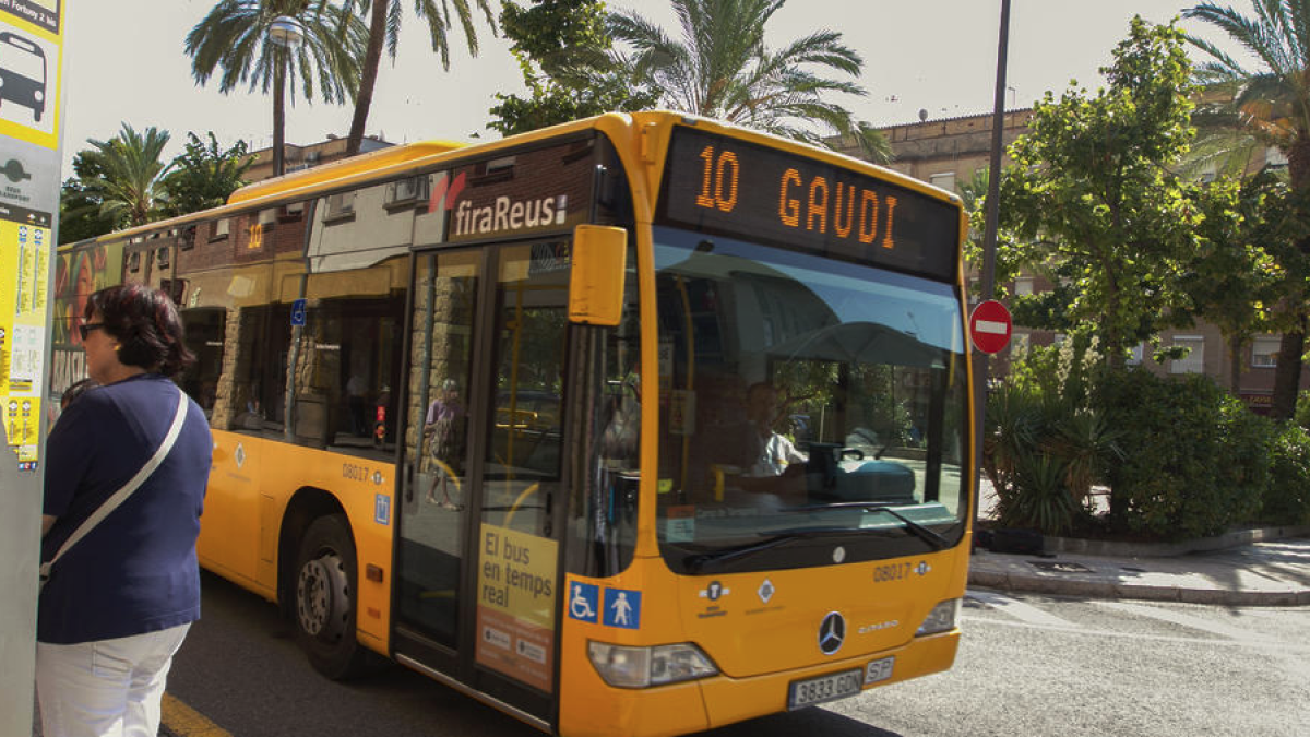 Cambio de ubicación de la parada de Reus Transport en el barrio Niloga