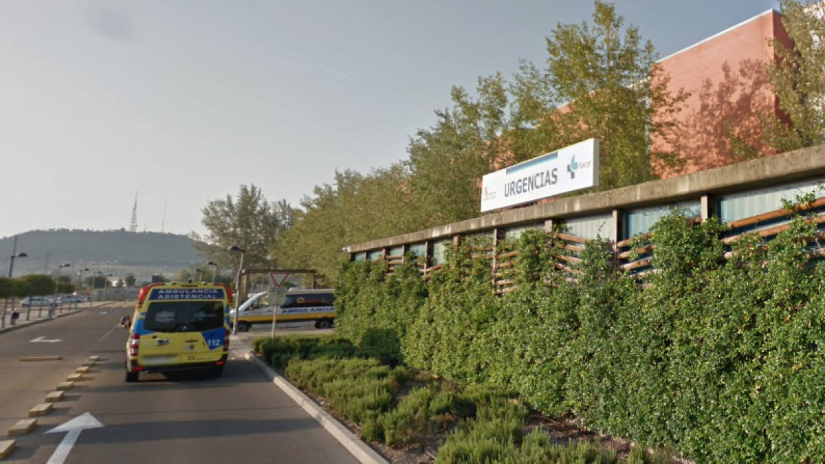 Detenido por apuñalar por la espalda a un anciano de 75 años que dormía en un cajero