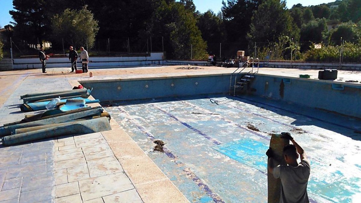 La piscina de Mas Romeu podrá abrir este verano
