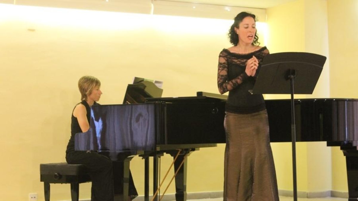La soprano Alba Fortuny y la pianista Ada Gasca actuarán este sábado en Torredembarra