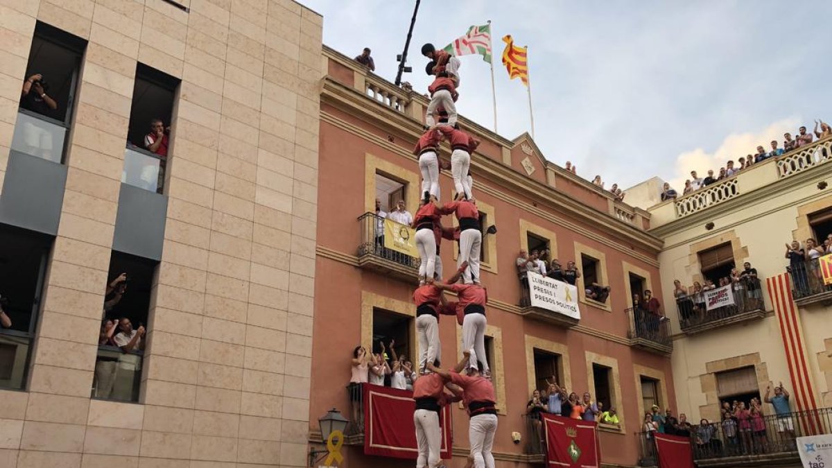 La plaça de la Vila del Catllar torna a ser un talismà
