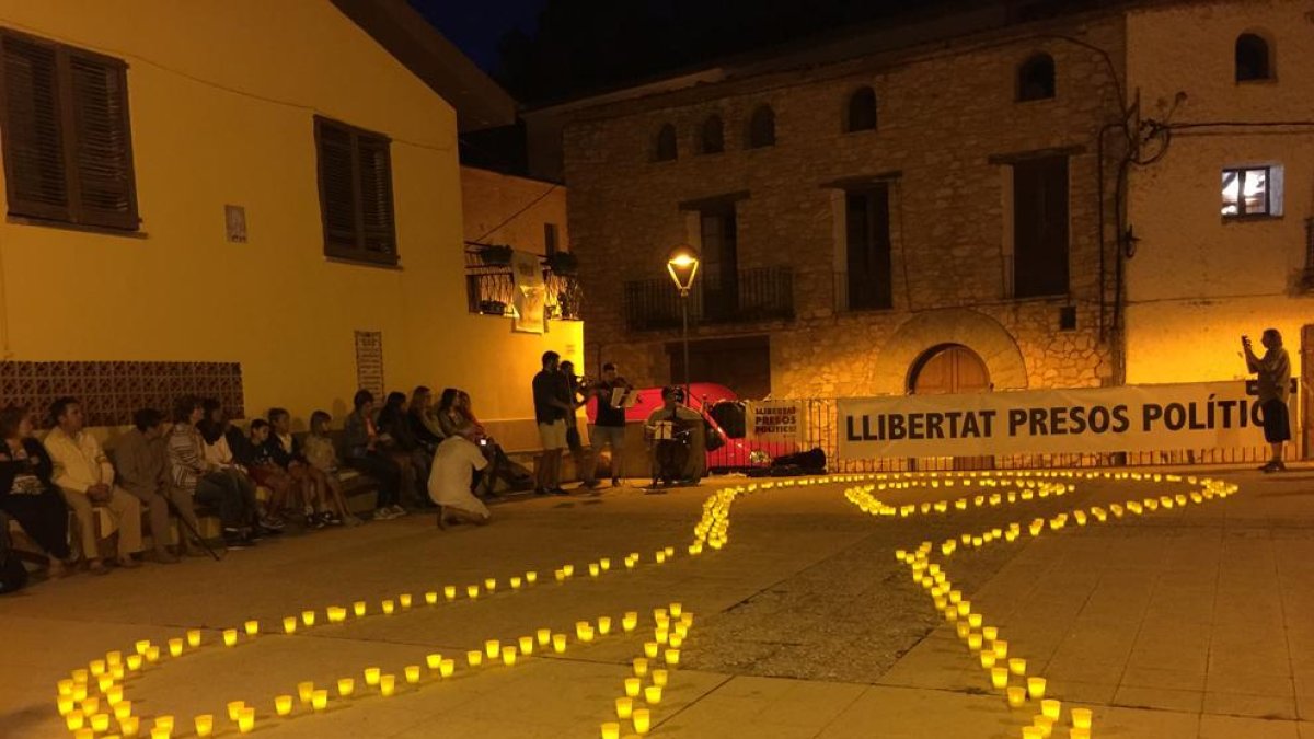 La Febró reclama la liberación de los presos políticos