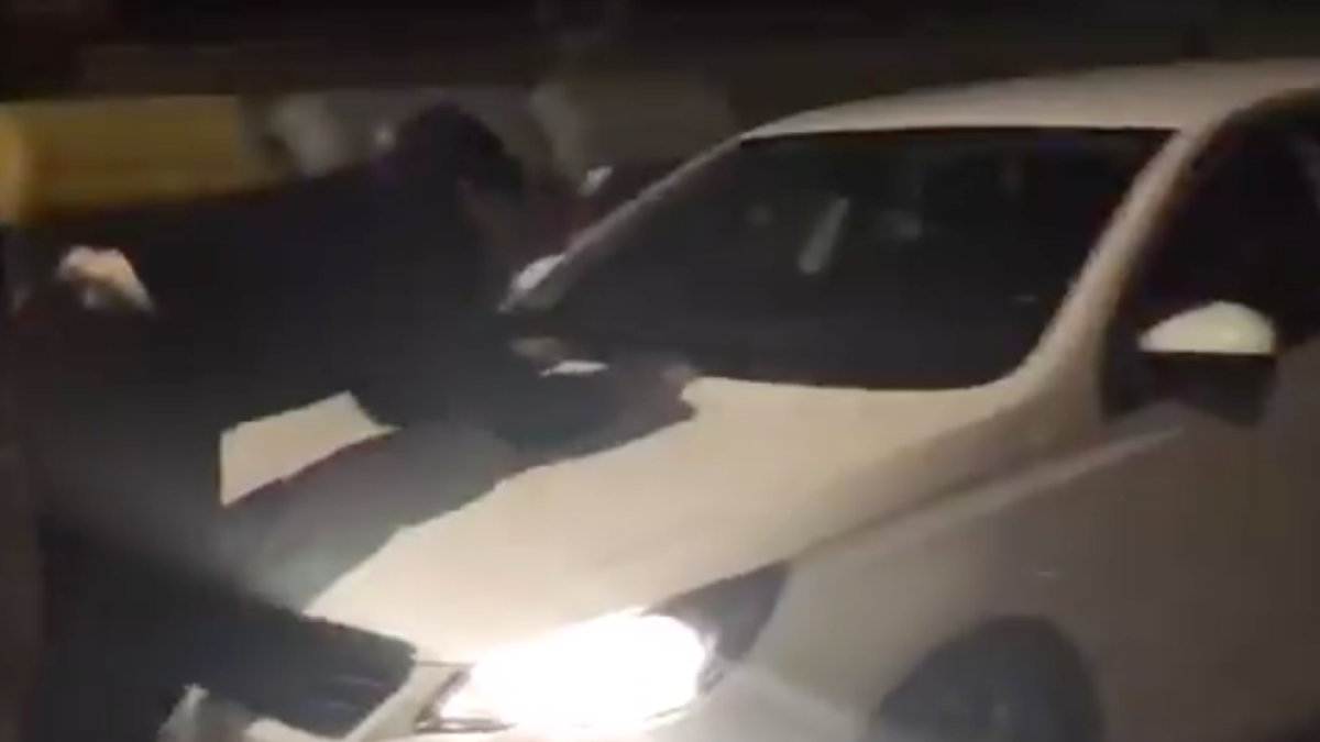 La familia que atropelló presuntamente a un manifestante se explica en las redes