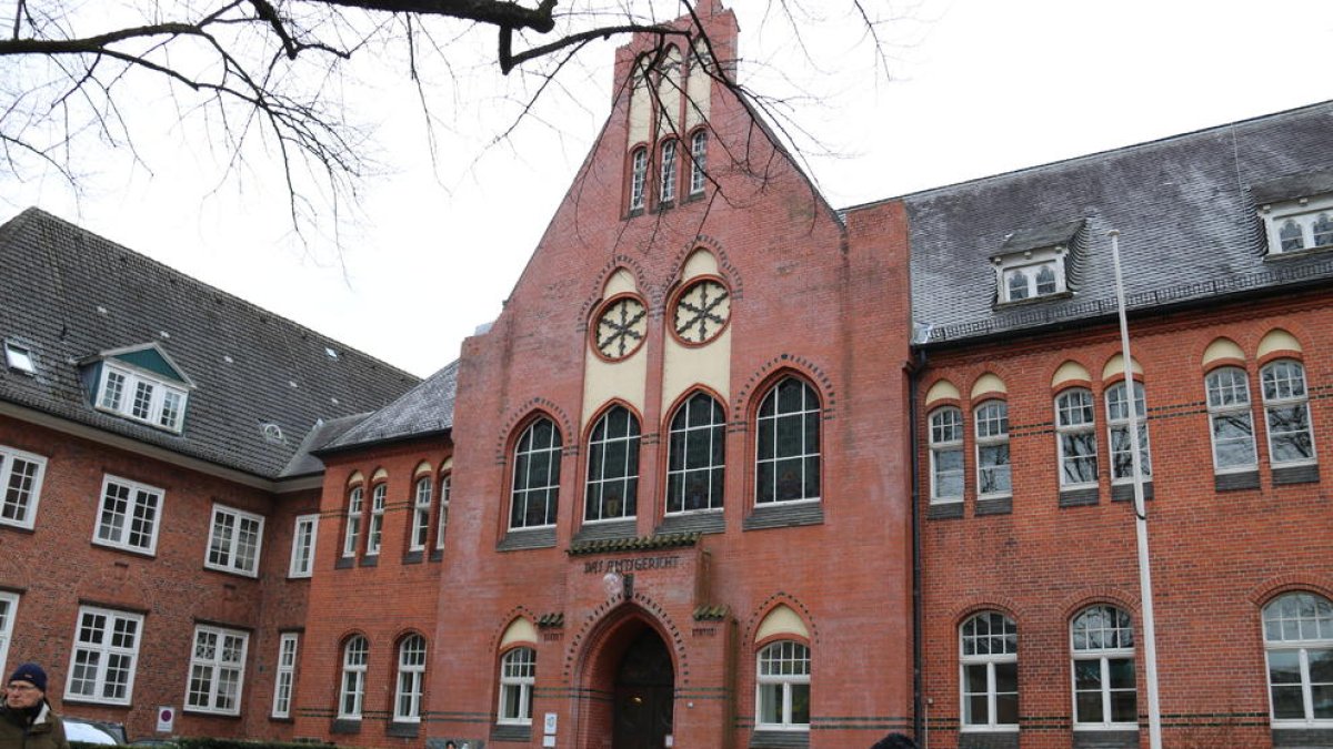 Carles Puigdemont ja és als jutjats de Neumünster per declarar