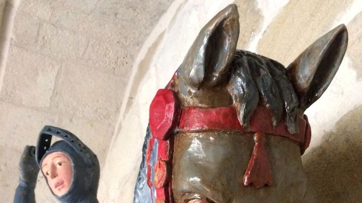 Restauradors denuncian la «desgraciada» intervención en la talla de Estella