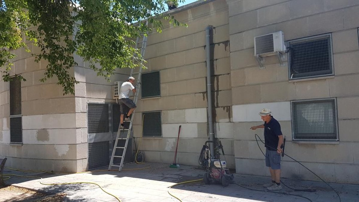 Se inician las obras de arreglo del local la Associació de Veïns de La Floresta