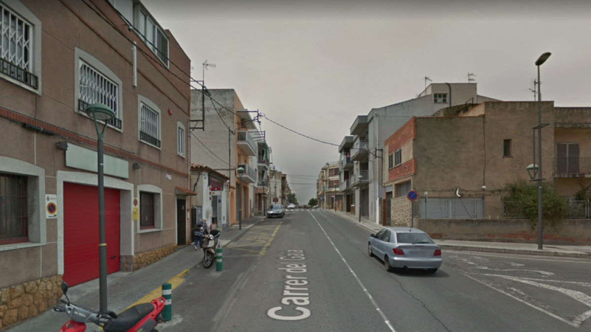 Un cotxe atropella un home de 50 anys a Torreforta