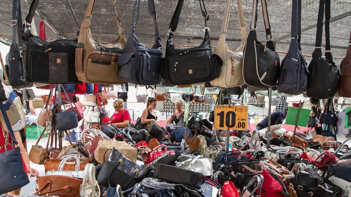 Els marxants de Reus apunten prop d'un 20% menys de vendes que a l'estiu del 2017