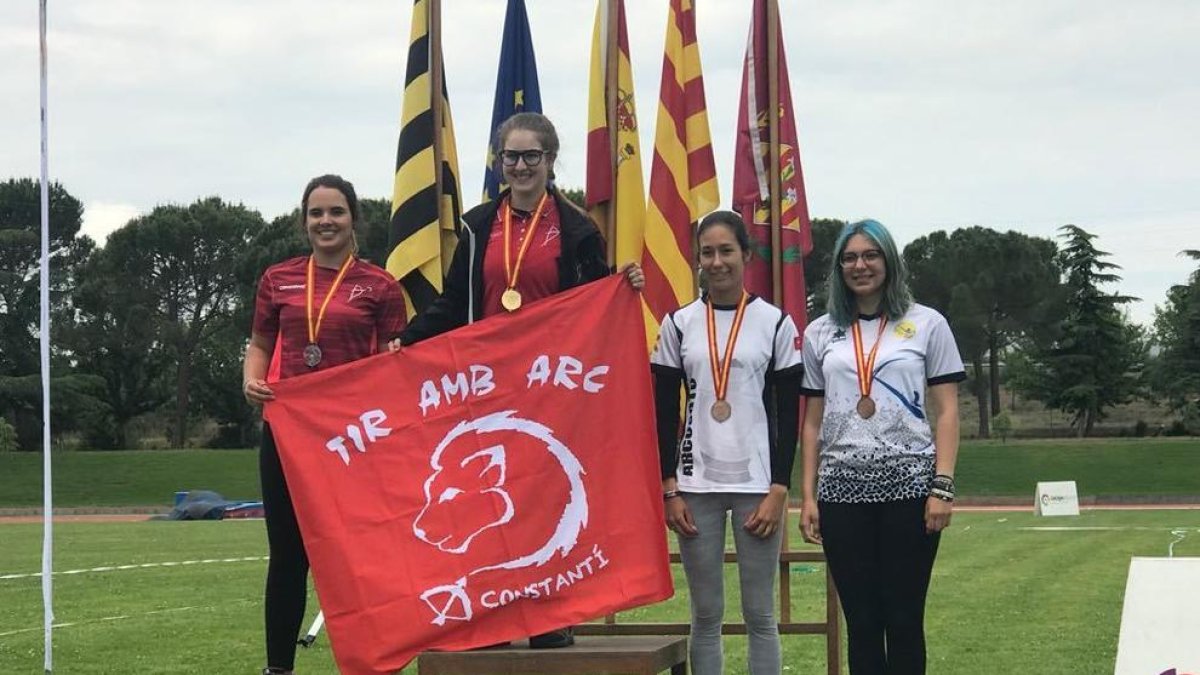 El Club de Tir amb Arc de Constantí gana el oro y la plata al Gran Premio de España