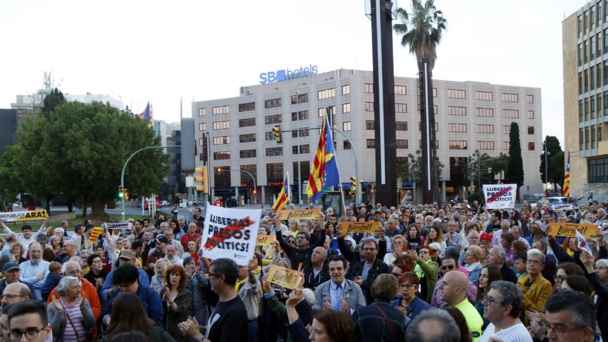 aixecament, Tarragona, concentració, persona, article 155, ANC, govern espanyol