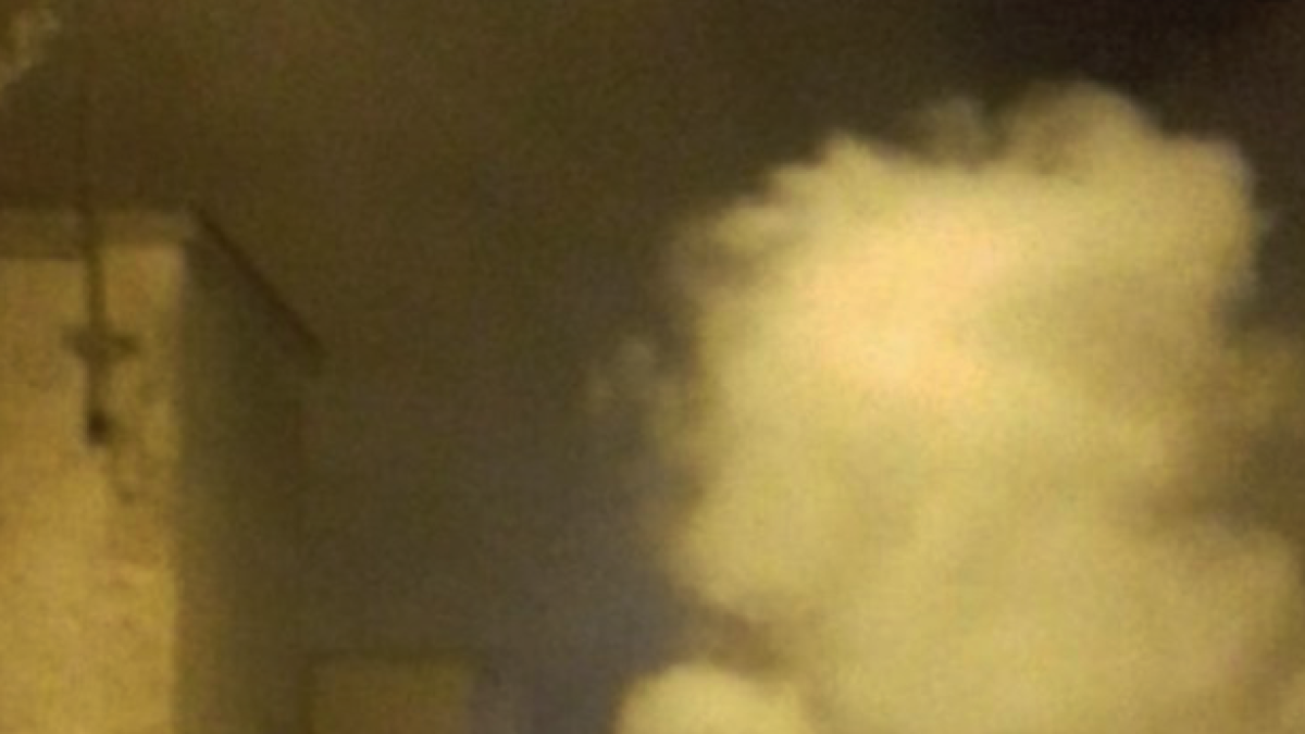 S'incendia un cotxe a Sant Carles de la Ràpita i el foc afecta a un altre vehicle parcialment