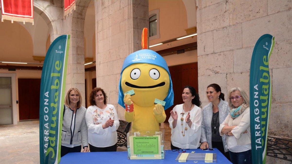La xarxa Tarragona Saludable entrega les quatre entrades pels Jocs que ha sortejat